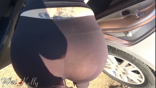 POV: неожиданная встреча на свалке с пышногрудой красоткой, которая берёт в рот с жадностью
